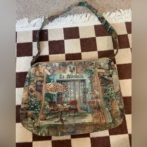 Vintage shoulder bag pattern